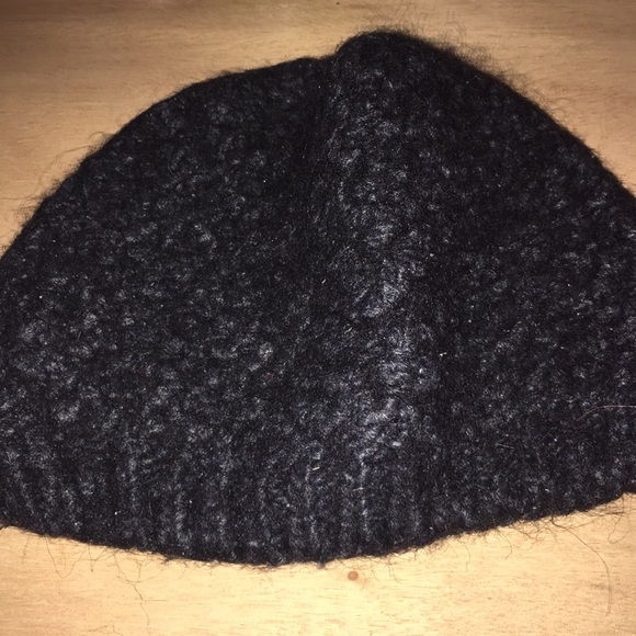 Women’s Lot Of 2 Winter Hats Hooters Wool Italy - Picture 4 of 8